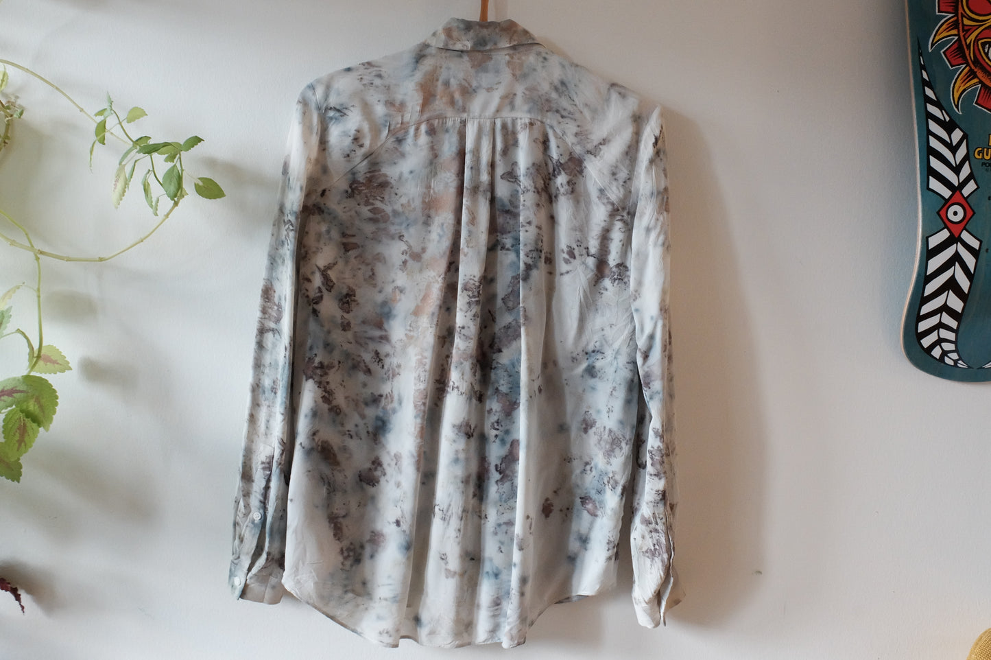 BUNDLE-DYED SILKE SKJORTE