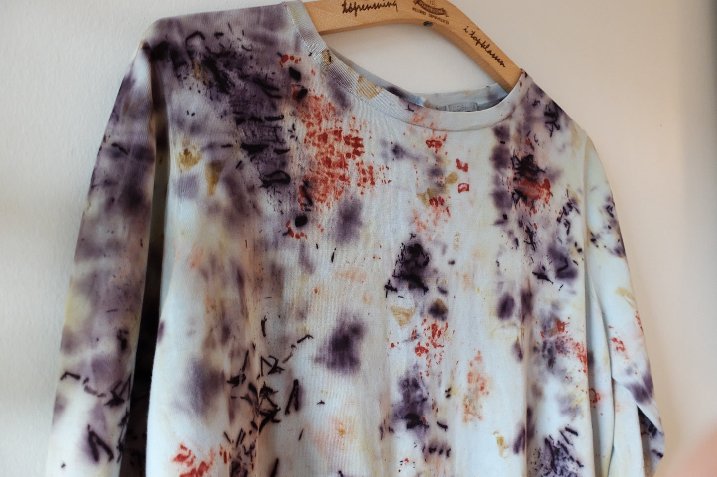 BUNDLE-DYED BLUSE I BOMULD OG SILKE