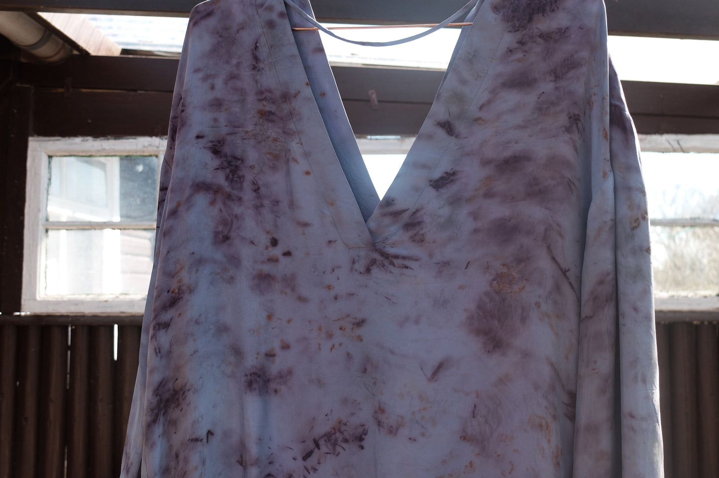 BUNDLE-DYED SILKEKJOLE